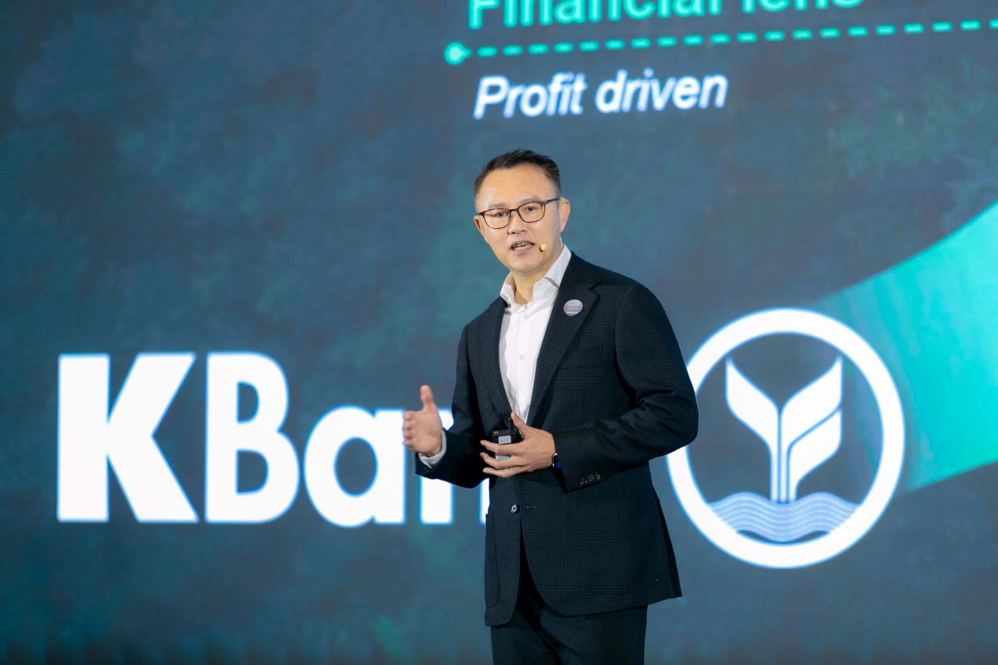 พิพิธ เอนกนิธิ ประธานกิจยั่งยืน